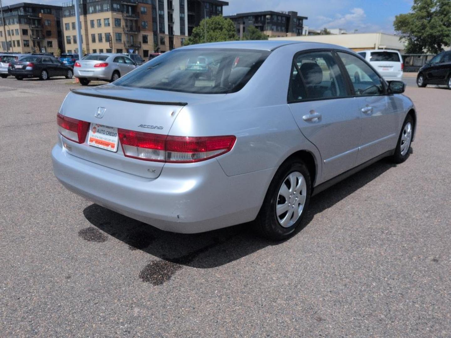 2003 GRAY Honda Accord LX (JHMCM56313C) with an 4 Cyl, 2.4L engine, Automatic transmission, located at 10890 W. Colfax Ave., Lakewood, CO, 80215, (303) 274-7692, 39.739914, -105.120132 - Photo#4