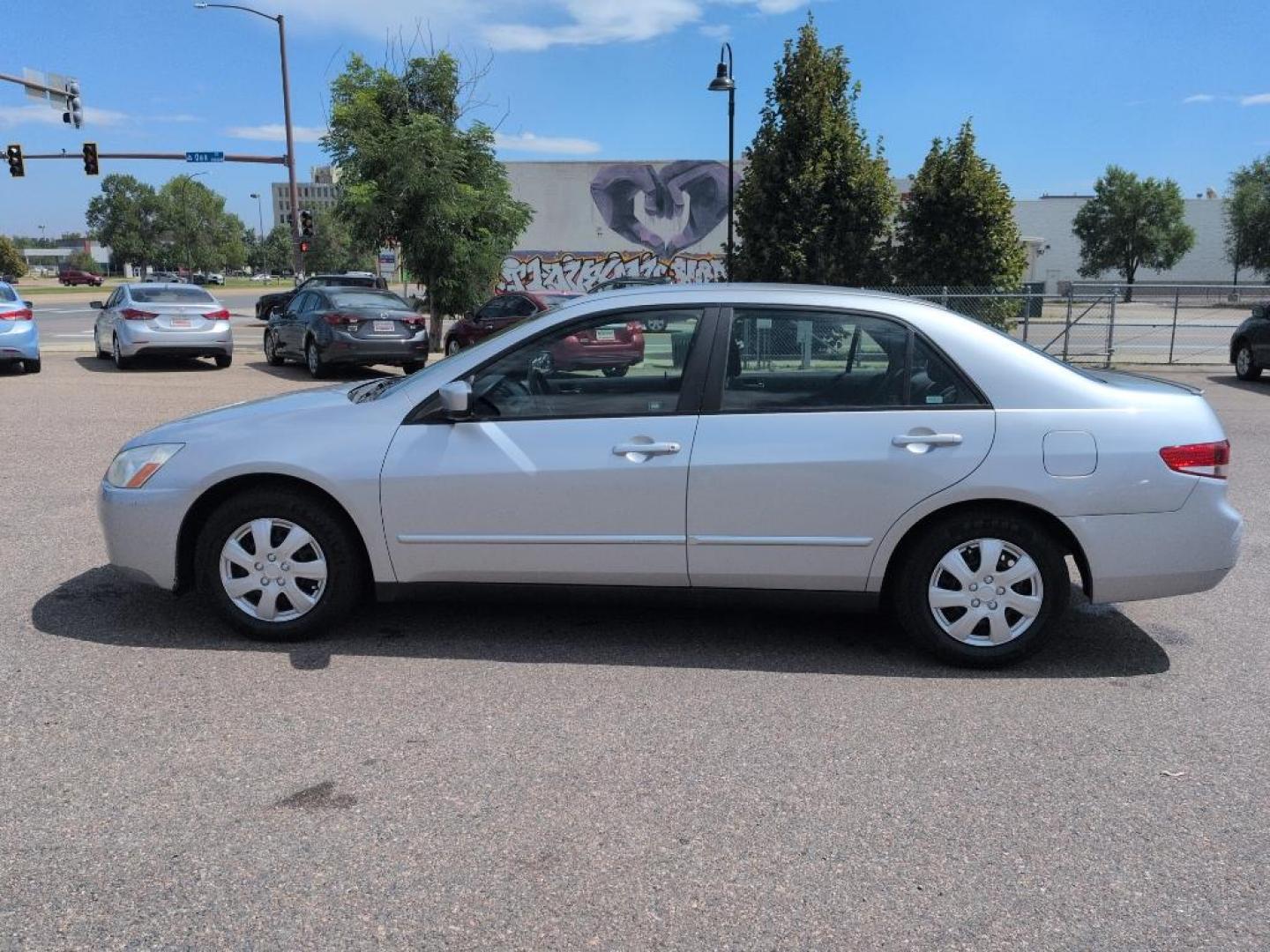 2003 GRAY Honda Accord LX (JHMCM56313C) with an 4 Cyl, 2.4L engine, Automatic transmission, located at 10890 W. Colfax Ave., Lakewood, CO, 80215, (303) 274-7692, 39.739914, -105.120132 - Photo#7