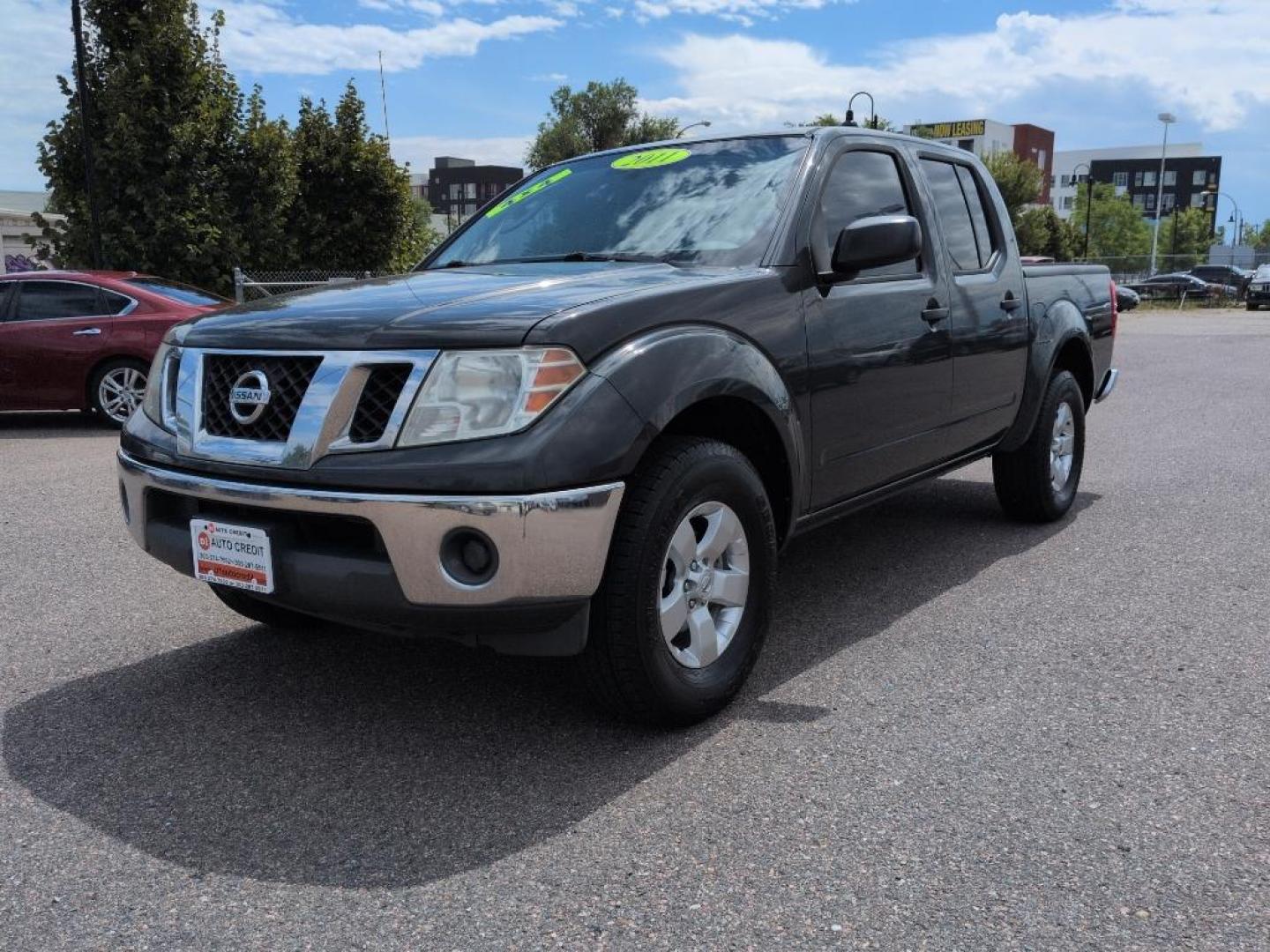 2011 GRAY Nissan Frontier SL CREW CAB 4WD (1N6AD0EV2BC) with an V6, 4.0L engine, Automatic transmission, located at 10890 W. Colfax Ave., Lakewood, CO, 80215, (303) 274-7692, 39.739914, -105.120132 - Photo#0