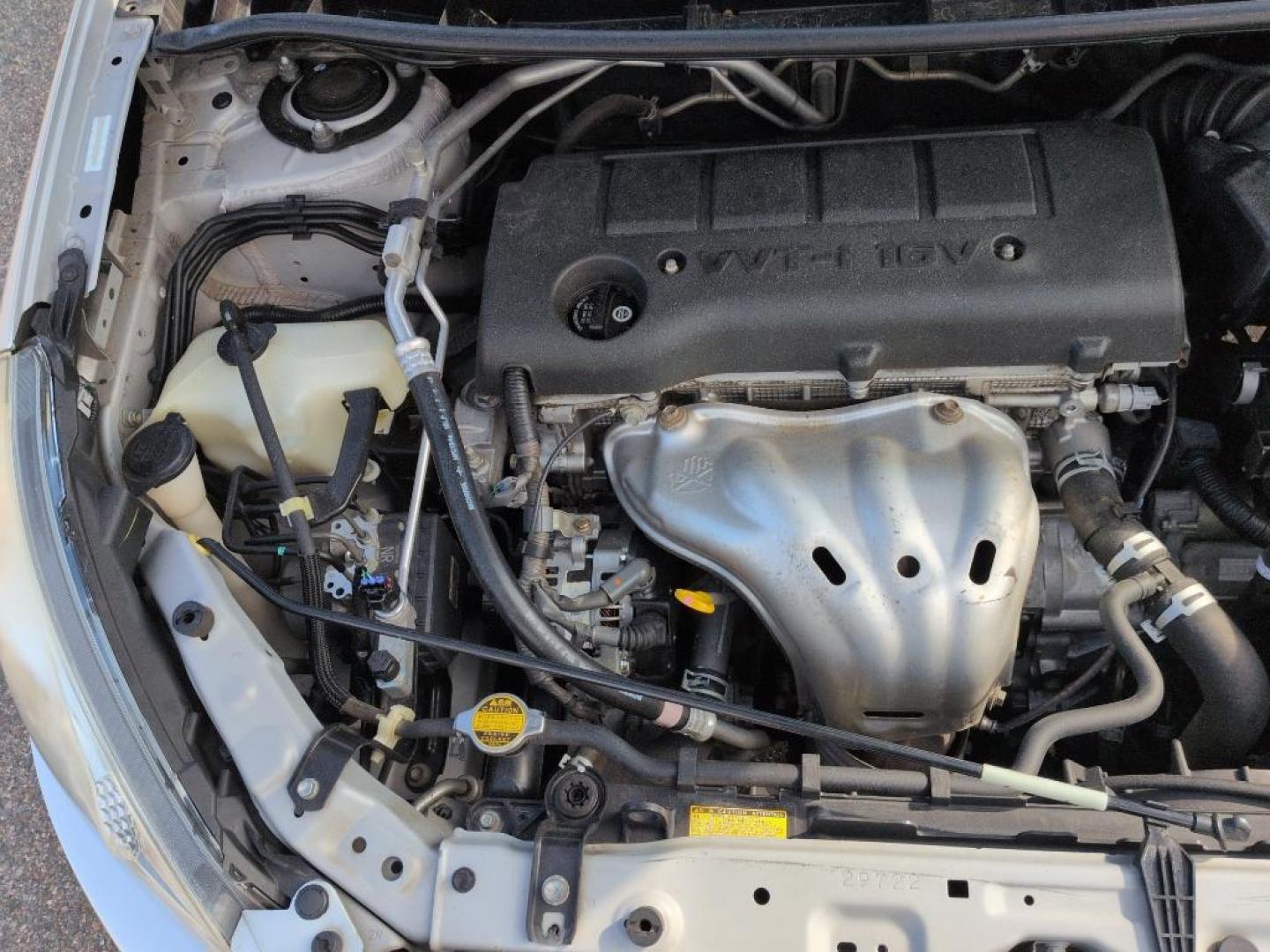 2009 SILVER Pontiac Vibe Base (5Y2SM67089Z) with an 4 Cyl, 2.4L engine, Automatic transmission, located at 10890 W. Colfax Ave., Lakewood, CO, 80215, (303) 274-7692, 39.739914, -105.120132 - Photo#24