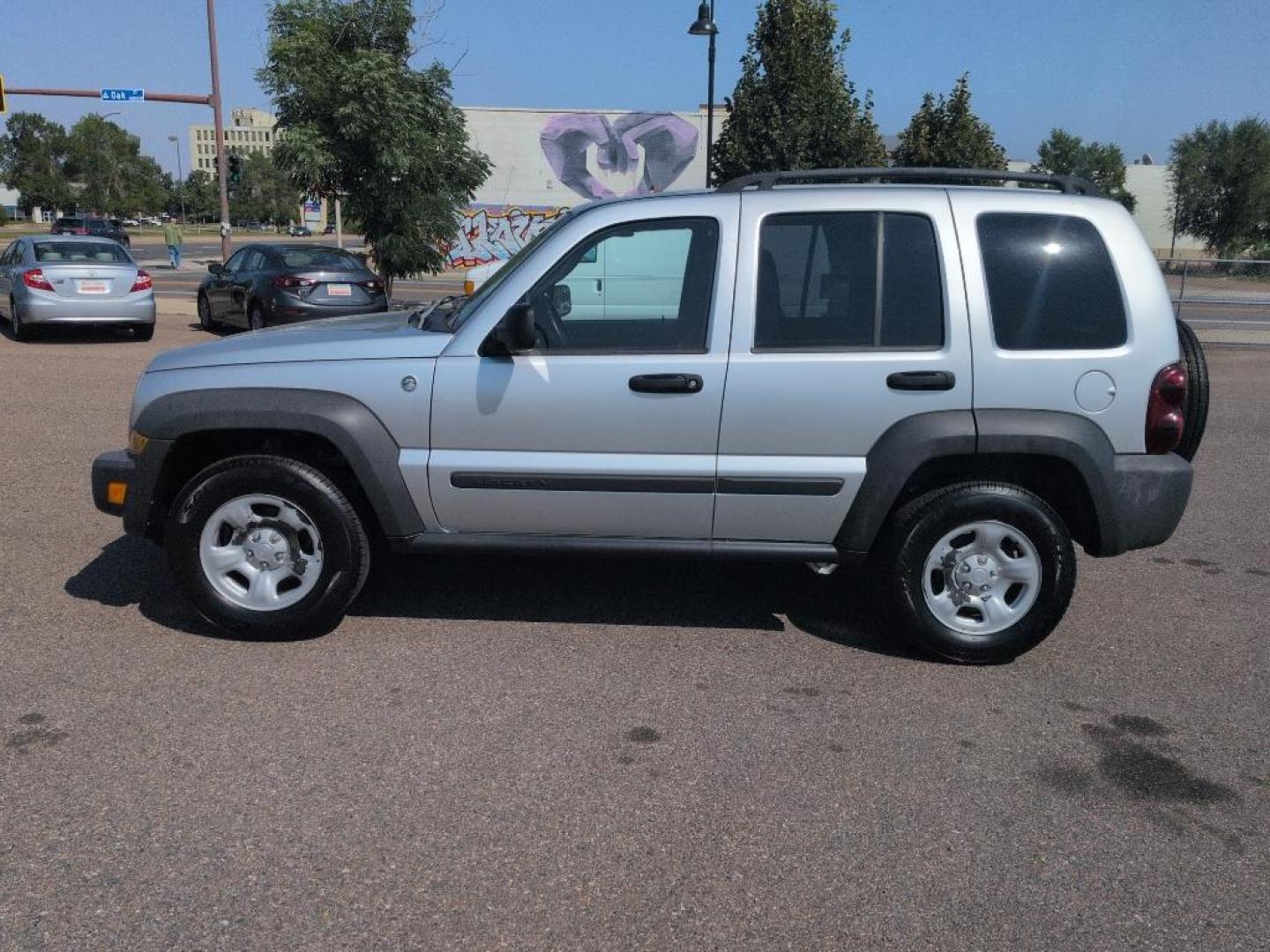 2007 SILVER Jeep Liberty Sport (1J4GL48K37W) with an V6, 3.7L (225 CID) engine, Automatic transmission, located at 10890 W. Colfax Ave., Lakewood, CO, 80215, (303) 274-7692, 39.739914, -105.120132 - Photo#7