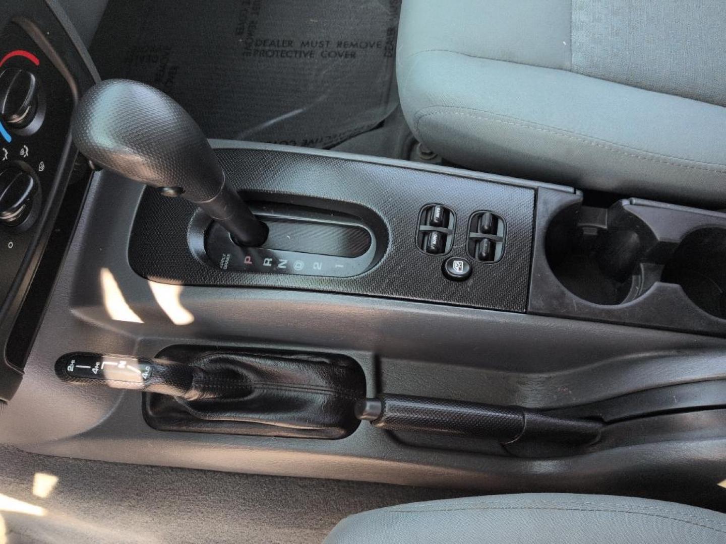 2007 SILVER Jeep Liberty Sport (1J4GL48K37W) with an V6, 3.7L (225 CID) engine, Automatic transmission, located at 10890 W. Colfax Ave., Lakewood, CO, 80215, (303) 274-7692, 39.739914, -105.120132 - Photo#14