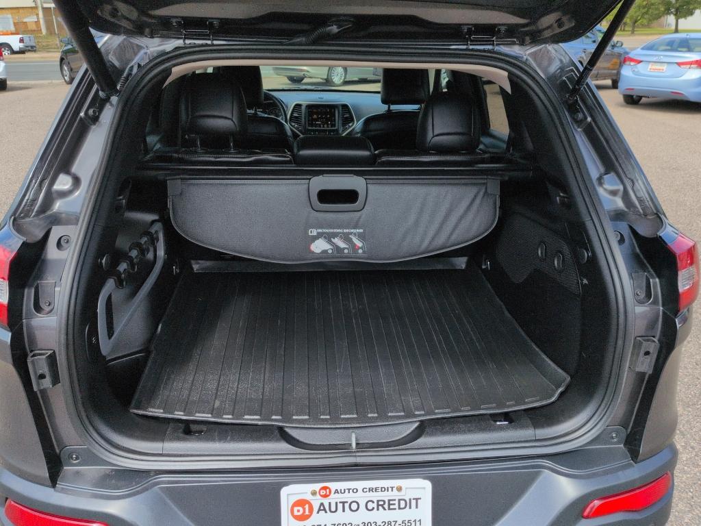 2015 GRAY Jeep Cherokee Limited (1C4PJMDS6FW) with an V6, 3.2L engine, Automatic transmission, located at 10890 W. Colfax Ave., Lakewood, CO, 80215, (303) 274-7692, 39.739914, -105.120132 - Photo#22