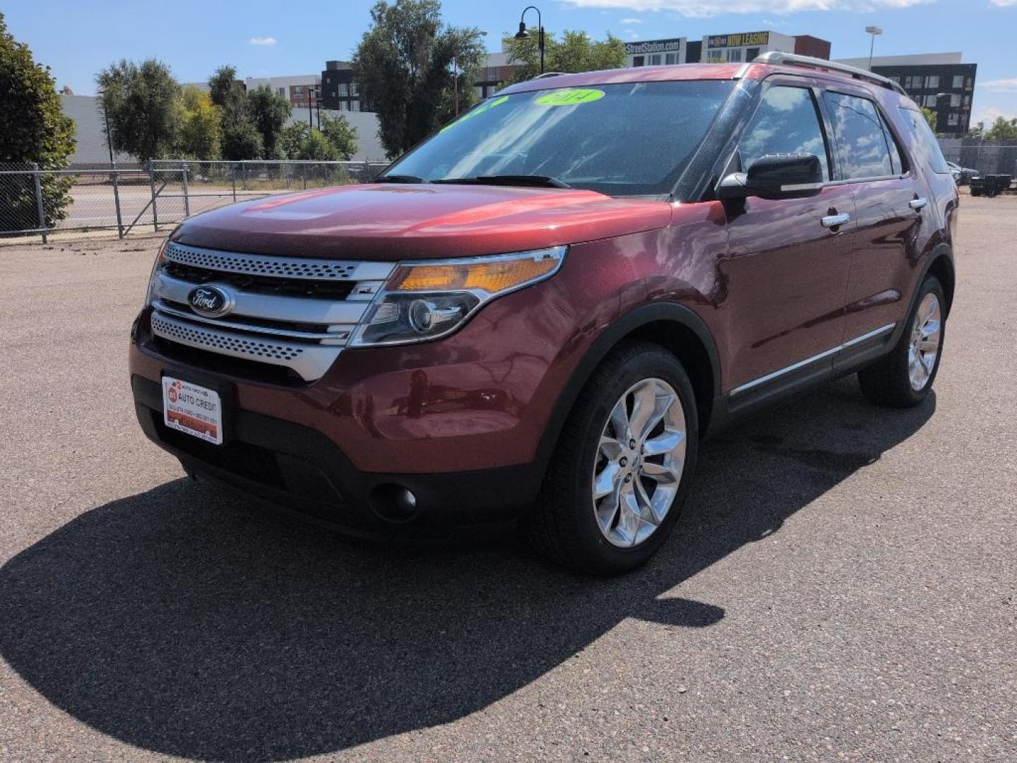 2014 RED Ford Explorer XLT (1FM5K8D86EG) with an V6, 3.5L engine, Automatic transmission, located at 10890 W. Colfax Ave., Lakewood, CO, 80215, (303) 274-7692, 39.739914, -105.120132 - Photo#0