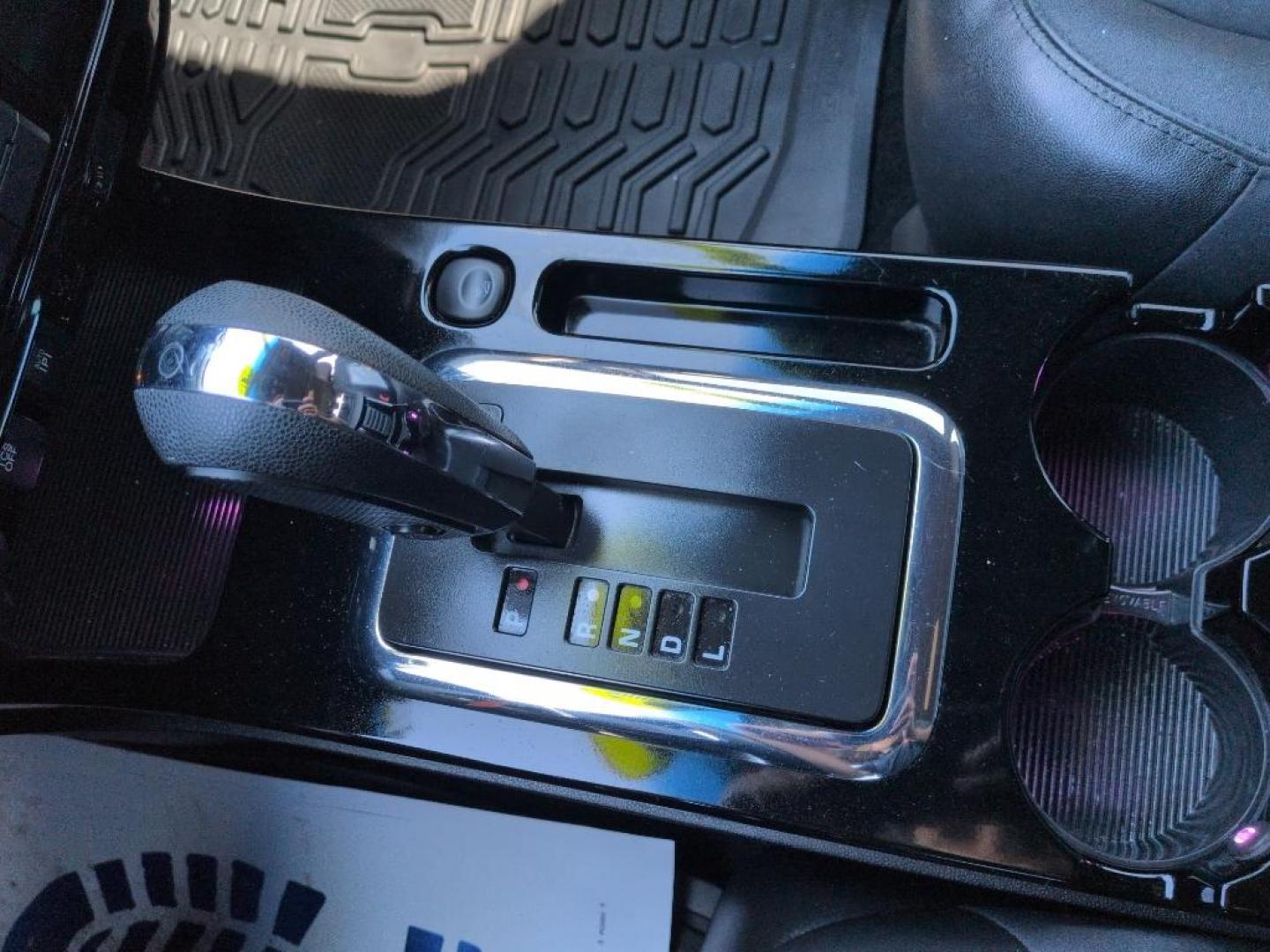 2012 SILVER Ford Escape Limited (1FMCU9EG0CK) with an V6, 3.0L engine, Automatic transmission, located at 10890 W. Colfax Ave., Lakewood, CO, 80215, (303) 274-7692, 39.739914, -105.120132 - Photo#14