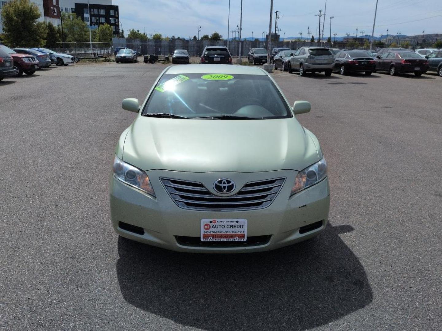 2009 GREEN Toyota Camry Hybrid (4T1BB46K99U) with an 4 Cyl, 2.4L engine, Automatic transmission, located at 10890 W. Colfax Ave., Lakewood, CO, 80215, (303) 274-7692, 39.739914, -105.120132 - Photo#1