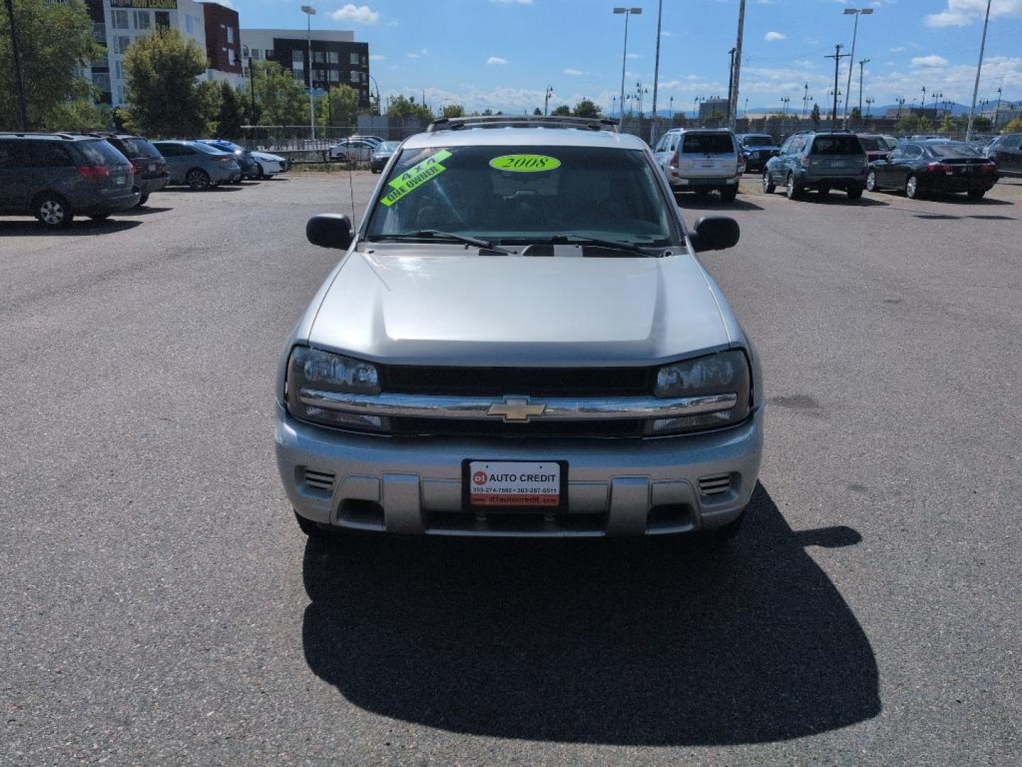 2008 SILVER Chevrolet TrailBlazer LT2 4WD (1GNDT13S882) with an 6 Cyl, 4.2L engine, Automatic transmission, located at 10890 W. Colfax Ave., Lakewood, CO, 80215, (303) 274-7692, 39.739914, -105.120132 - Photo#1