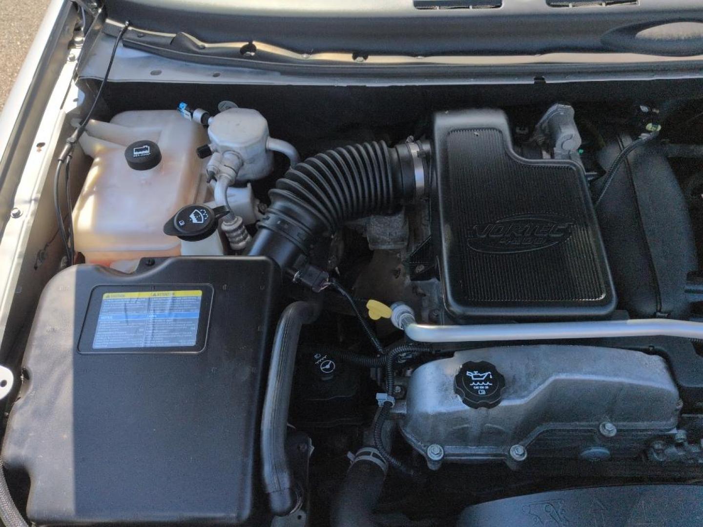 2008 SILVER Chevrolet TrailBlazer LT2 4WD (1GNDT13S882) with an 6 Cyl, 4.2L engine, Automatic transmission, located at 10890 W. Colfax Ave., Lakewood, CO, 80215, (303) 274-7692, 39.739914, -105.120132 - Photo#22