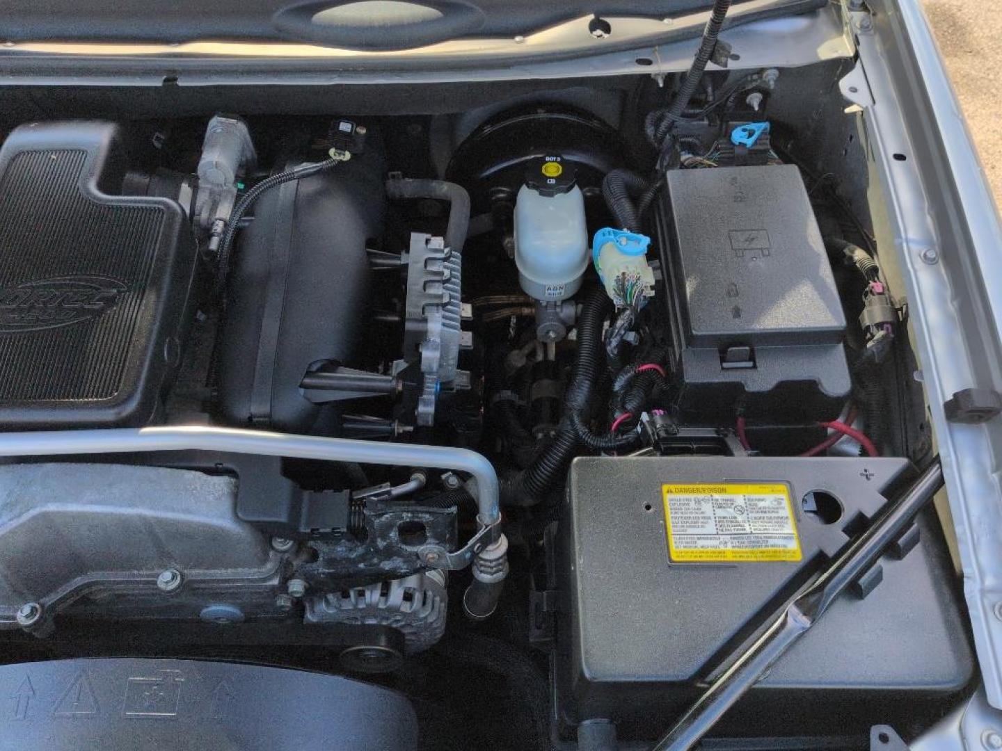 2008 SILVER Chevrolet TrailBlazer LT2 4WD (1GNDT13S882) with an 6 Cyl, 4.2L engine, Automatic transmission, located at 10890 W. Colfax Ave., Lakewood, CO, 80215, (303) 274-7692, 39.739914, -105.120132 - Photo#23