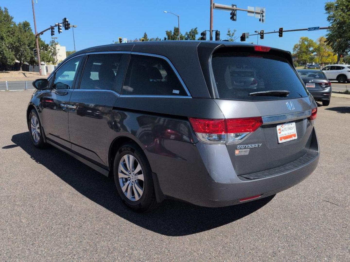 2014 GRAY Honda Odyssey EX-L (5FNRL5H65EB) with an V6, 3.5L engine, Automatic transmission, located at 10890 W. Colfax Ave., Lakewood, CO, 80215, (303) 274-7692, 39.739914, -105.120132 - Photo#6