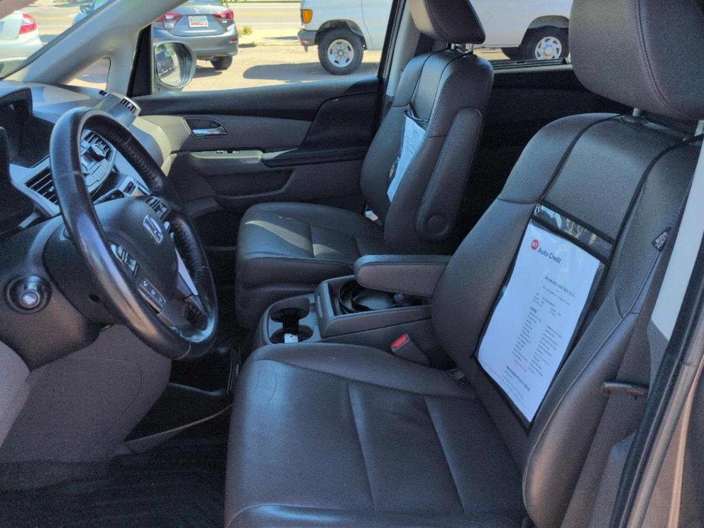 2014 GRAY Honda Odyssey EX-L (5FNRL5H65EB) with an V6, 3.5L engine, Automatic transmission, located at 10890 W. Colfax Ave., Lakewood, CO, 80215, (303) 274-7692, 39.739914, -105.120132 - Photo#9