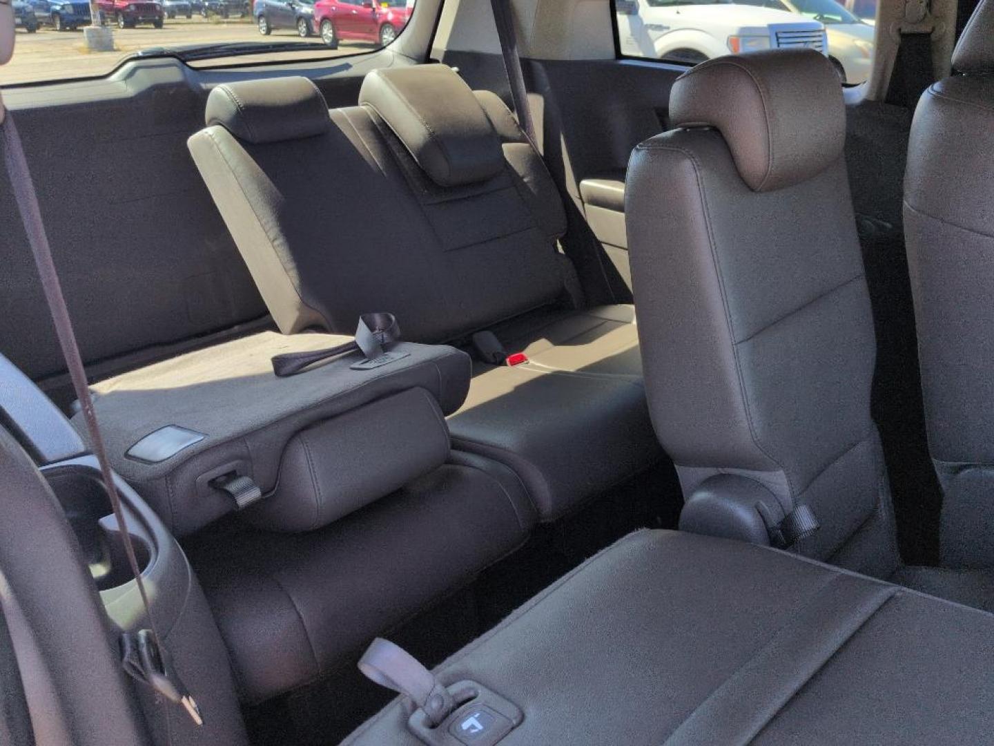 2014 GRAY Honda Odyssey EX-L (5FNRL5H65EB) with an V6, 3.5L engine, Automatic transmission, located at 10890 W. Colfax Ave., Lakewood, CO, 80215, (303) 274-7692, 39.739914, -105.120132 - Photo#19