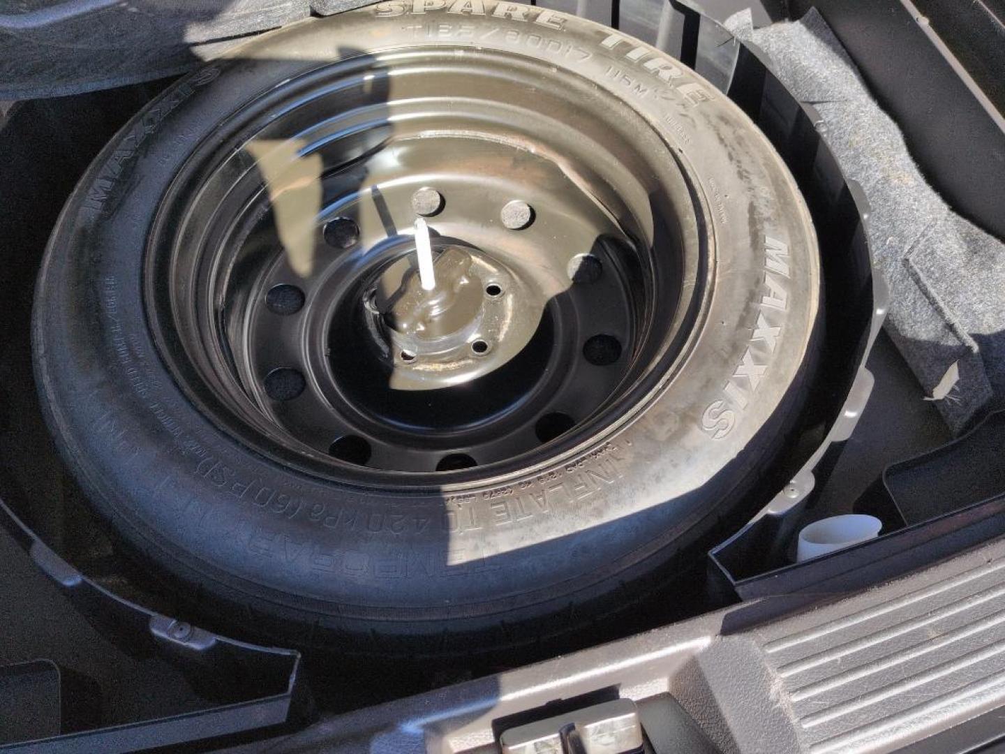 2013 BLACK Ford Edge Limited (2FMDK4KC4DB) with an V6, 3.5L engine, Automatic transmission, located at 10890 W. Colfax Ave., Lakewood, CO, 80215, (303) 274-7692, 39.739914, -105.120132 - Photo#24