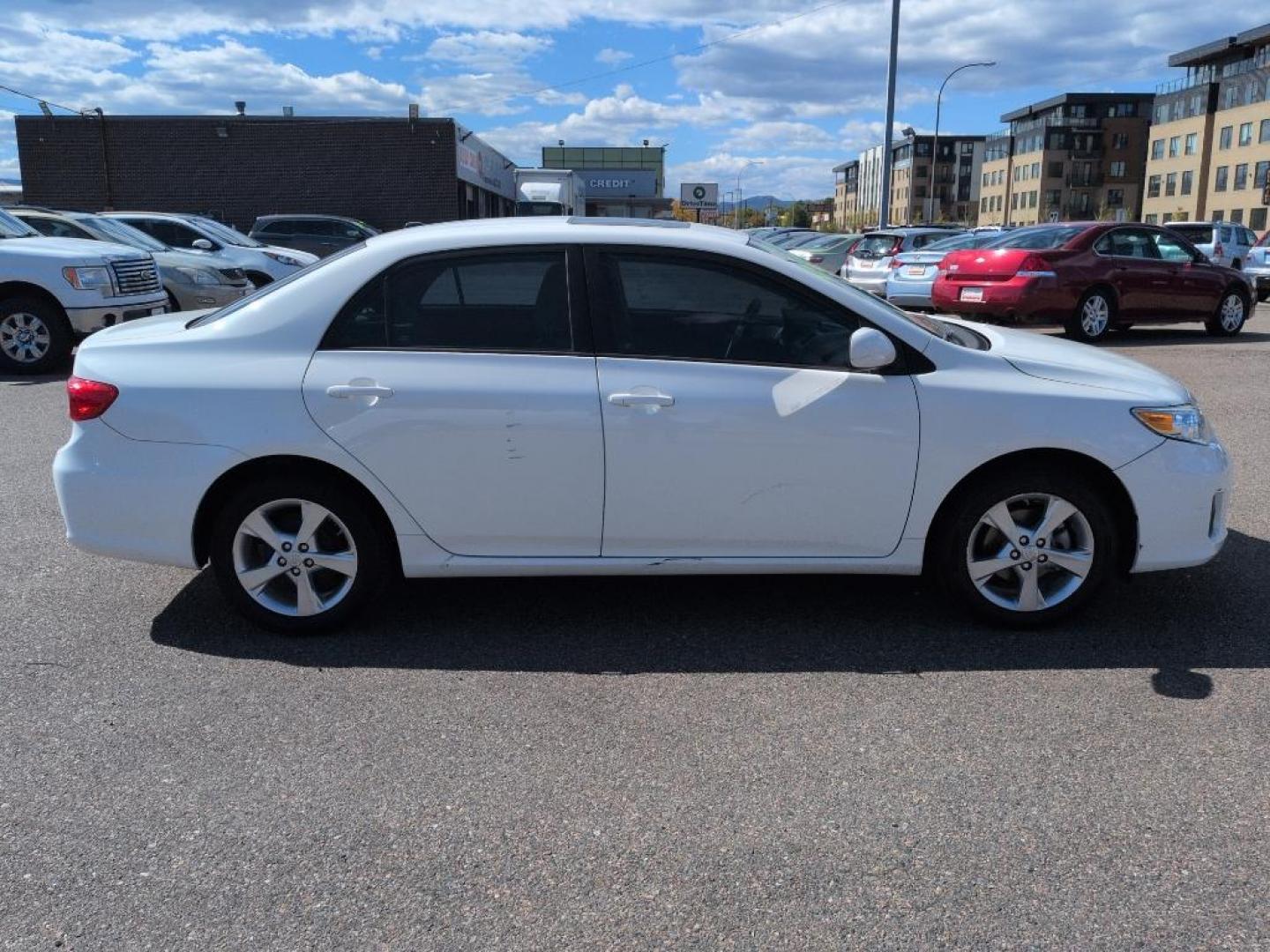 2012 WHITE Toyota Corolla LE 4-SPEED AT (5YFBU4EEXCP) with an 4 Cyl, 1.8L engine, Automatic transmission, located at 10890 W. Colfax Ave., Lakewood, CO, 80215, (303) 274-7692, 39.739914, -105.120132 - Photo#3