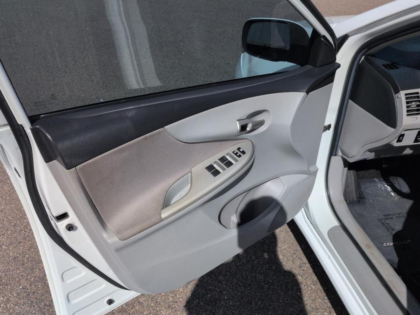 2012 WHITE Toyota Corolla LE 4-SPEED AT (5YFBU4EEXCP) with an 4 Cyl, 1.8L engine, Automatic transmission, located at 10890 W. Colfax Ave., Lakewood, CO, 80215, (303) 274-7692, 39.739914, -105.120132 - Photo#8