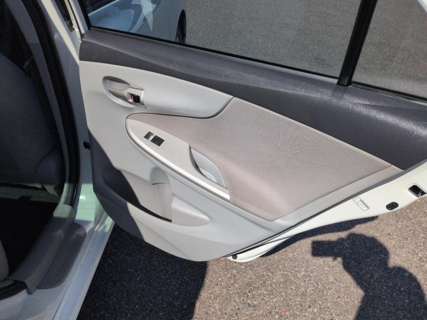 2012 WHITE Toyota Corolla LE 4-SPEED AT (5YFBU4EEXCP) with an 4 Cyl, 1.8L engine, Automatic transmission, located at 10890 W. Colfax Ave., Lakewood, CO, 80215, (303) 274-7692, 39.739914, -105.120132 - Photo#20