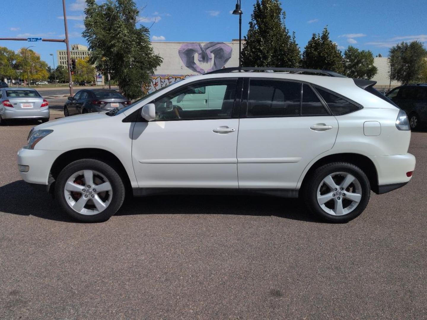 2004 WHITE Lexus RX 330 Base (JTJHA31U540) with an V6, 3.3L engine, Automatic transmission, located at 10890 W. Colfax Ave., Lakewood, CO, 80215, (303) 274-7692, 39.739914, -105.120132 - Photo#7