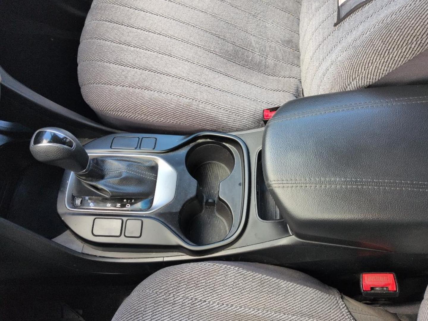 2017 WHITE Hyundai Santa Fe Sport Base (5XYZT3LB8HG) with an 4 Cyl, 2.4L engine, Automatic transmission, located at 10890 W. Colfax Ave., Lakewood, CO, 80215, (303) 274-7692, 39.739914, -105.120132 - Photo#14