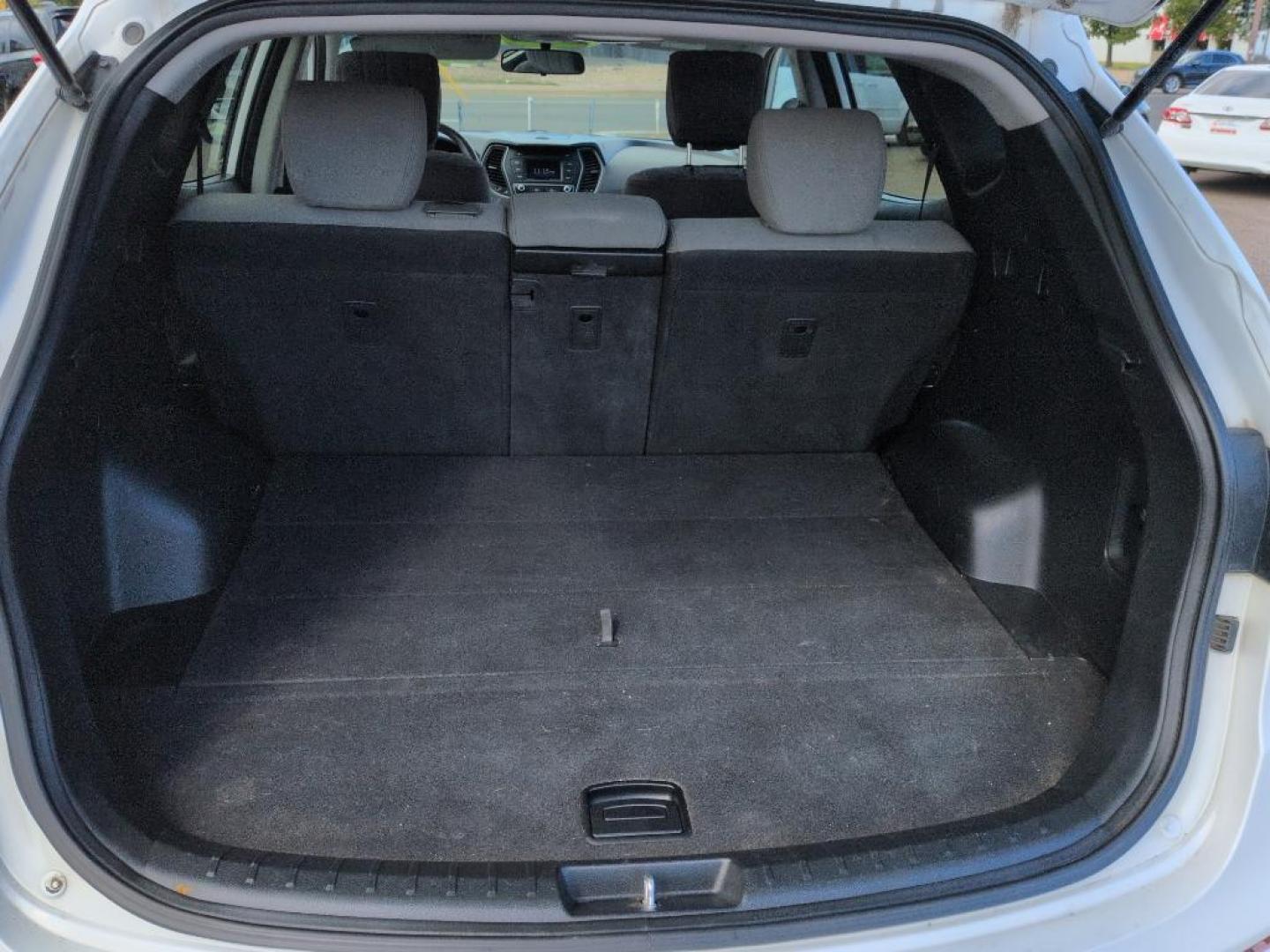 2017 WHITE Hyundai Santa Fe Sport Base (5XYZT3LB8HG) with an 4 Cyl, 2.4L engine, Automatic transmission, located at 10890 W. Colfax Ave., Lakewood, CO, 80215, (303) 274-7692, 39.739914, -105.120132 - Photo#22