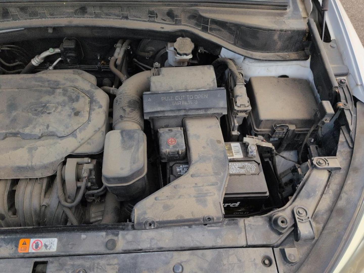 2017 WHITE Hyundai Santa Fe Sport Base (5XYZT3LB8HG) with an 4 Cyl, 2.4L engine, Automatic transmission, located at 10890 W. Colfax Ave., Lakewood, CO, 80215, (303) 274-7692, 39.739914, -105.120132 - Photo#26