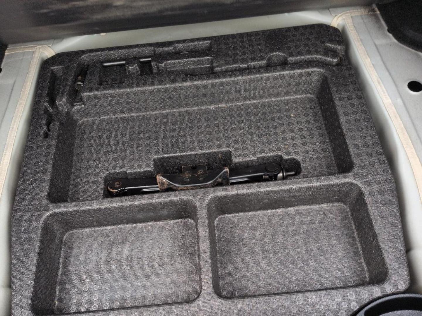 2017 WHITE Subaru Legacy Sport (4S3BNAR63H3) with an 4 Cyl, 2.5L engine, Automatic transmission, located at 10890 W. Colfax Ave., Lakewood, CO, 80215, (303) 274-7692, 39.739914, -105.120132 - Photo#24