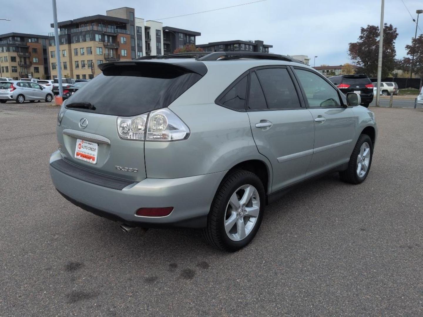 2005 SILVER Lexus RX 330 Base (2T2HA31U35C) with an V6, 3.3L engine, Automatic transmission, located at 10890 W. Colfax Ave., Lakewood, CO, 80215, (303) 274-7692, 39.739914, -105.120132 - Photo#4