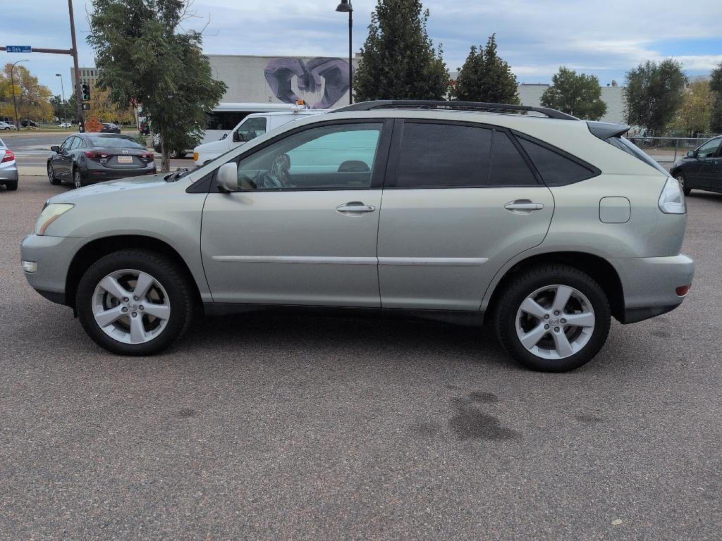 2005 SILVER Lexus RX 330 Base (2T2HA31U35C) with an V6, 3.3L engine, Automatic transmission, located at 10890 W. Colfax Ave., Lakewood, CO, 80215, (303) 274-7692, 39.739914, -105.120132 - Photo#7