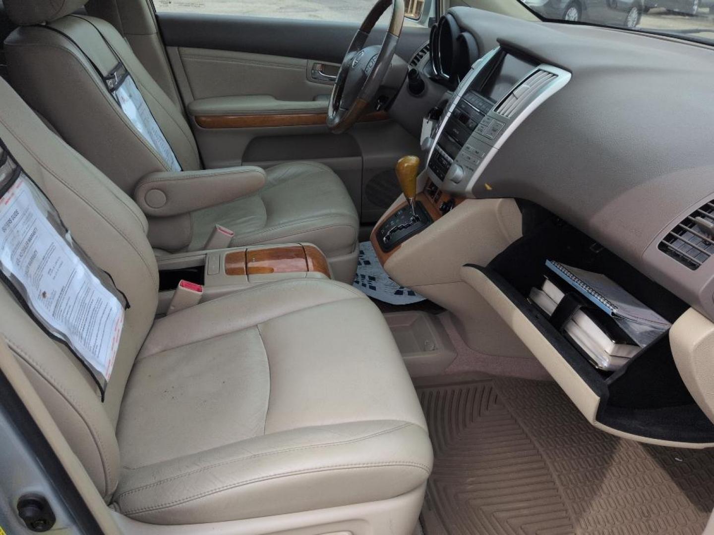 2005 SILVER Lexus RX 330 Base (2T2HA31U35C) with an V6, 3.3L engine, Automatic transmission, located at 10890 W. Colfax Ave., Lakewood, CO, 80215, (303) 274-7692, 39.739914, -105.120132 - Photo#21