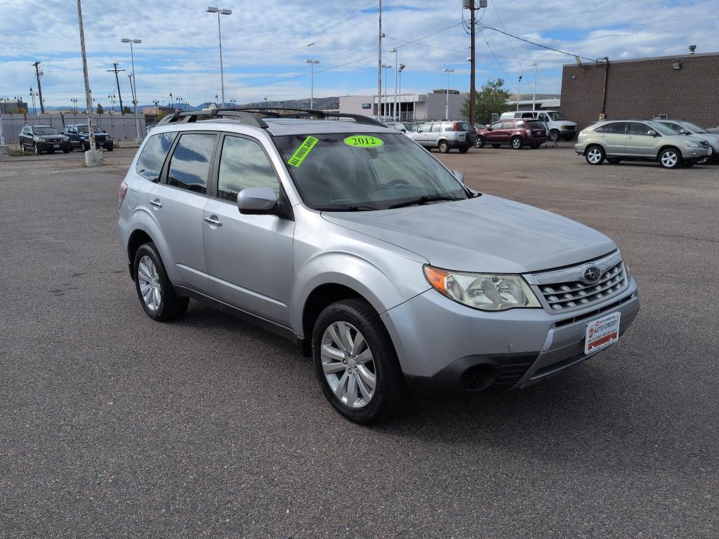 2012 SILVER Subaru Forester 2.5X Premium AWP (JF2SHBDC0CH) with an 4 Cyl, 2.5L engine, Automatic transmission, located at 10890 W. Colfax Ave., Lakewood, CO, 80215, (303) 274-7692, 39.739914, -105.120132 - Photo#2