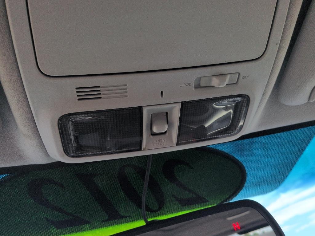 2012 SILVER Subaru Forester 2.5X Premium AWP (JF2SHBDC0CH) with an 4 Cyl, 2.5L engine, Automatic transmission, located at 10890 W. Colfax Ave., Lakewood, CO, 80215, (303) 274-7692, 39.739914, -105.120132 - Photo#14