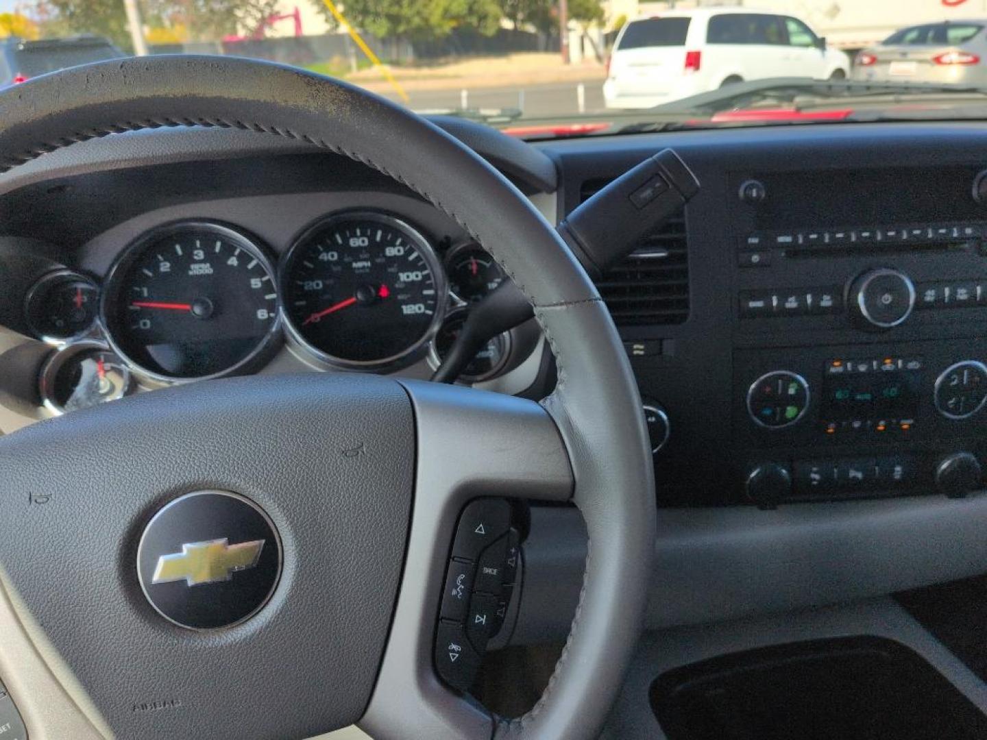 2012 RED Chevrolet Silverado LT (1GCRKSE73CZ) with an V8, 5.3L engine, Automatic transmission, located at 10890 W. Colfax Ave., Lakewood, CO, 80215, (303) 274-7692, 39.739914, -105.120132 - Photo#10