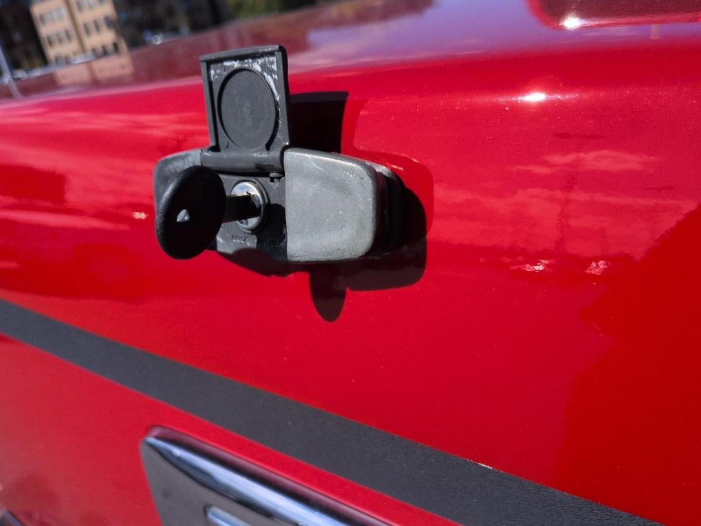 2012 RED Chevrolet Silverado LT (1GCRKSE73CZ) with an V8, 5.3L engine, Automatic transmission, located at 10890 W. Colfax Ave., Lakewood, CO, 80215, (303) 274-7692, 39.739914, -105.120132 - Photo#20