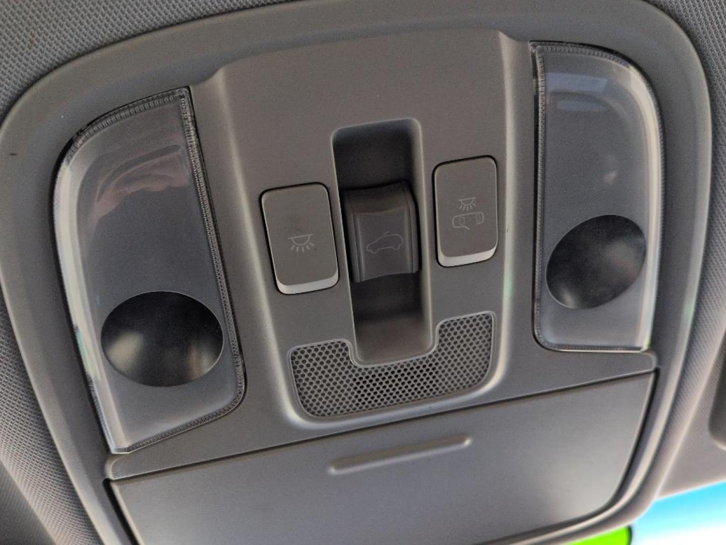 2017 WHITE Kia Sportage EX (KNDPNCAC1H7) with an 4 Cyl, 2.4L engine, Automatic transmission, located at 10890 W. Colfax Ave., Lakewood, CO, 80215, (303) 274-7692, 39.739914, -105.120132 - Photo#14