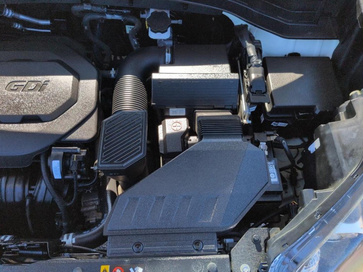 2017 WHITE Kia Sportage EX (KNDPNCAC1H7) with an 4 Cyl, 2.4L engine, Automatic transmission, located at 10890 W. Colfax Ave., Lakewood, CO, 80215, (303) 274-7692, 39.739914, -105.120132 - Photo#25