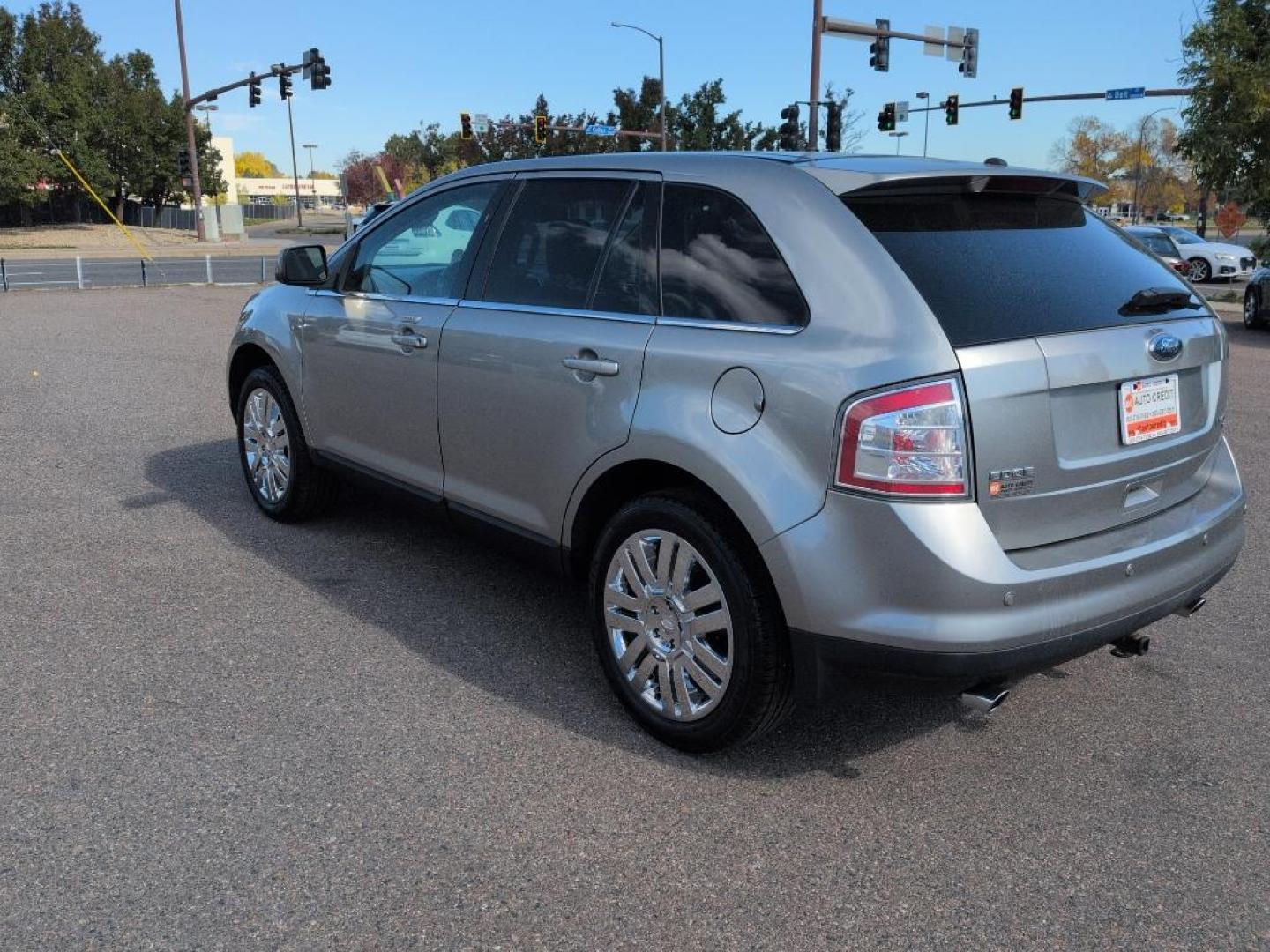 2008 SILVER Ford Edge Limited (2FMDK49C38B) with an V6, 3.5L engine, Automatic transmission, located at 10890 W. Colfax Ave., Lakewood, CO, 80215, (303) 274-7692, 39.739914, -105.120132 - Photo#6