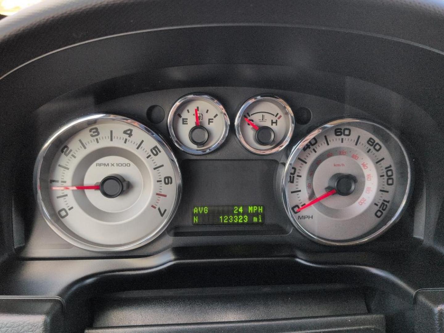 2008 SILVER Ford Edge Limited (2FMDK49C38B) with an V6, 3.5L engine, Automatic transmission, located at 10890 W. Colfax Ave., Lakewood, CO, 80215, (303) 274-7692, 39.739914, -105.120132 - Photo#12