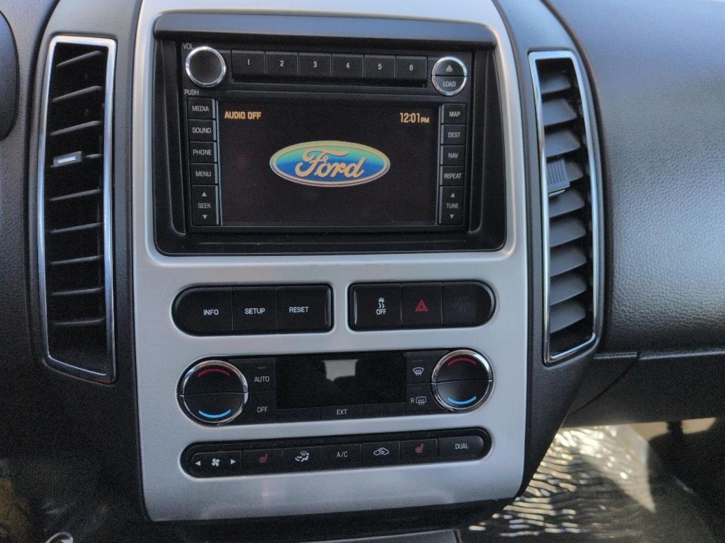 2008 SILVER Ford Edge Limited (2FMDK49C38B) with an V6, 3.5L engine, Automatic transmission, located at 10890 W. Colfax Ave., Lakewood, CO, 80215, (303) 274-7692, 39.739914, -105.120132 - Photo#13