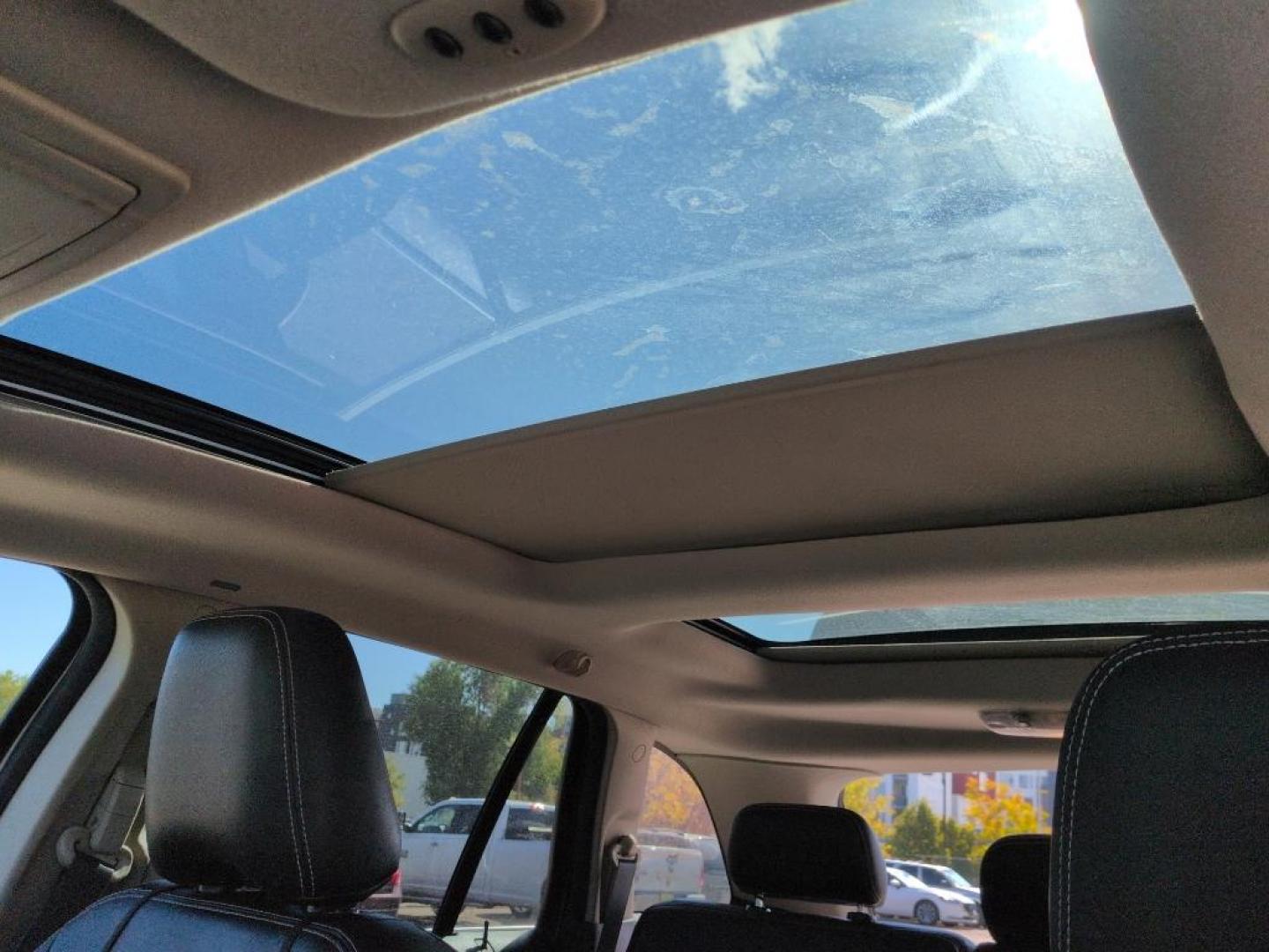 2008 SILVER Ford Edge Limited (2FMDK49C38B) with an V6, 3.5L engine, Automatic transmission, located at 10890 W. Colfax Ave., Lakewood, CO, 80215, (303) 274-7692, 39.739914, -105.120132 - Photo#17