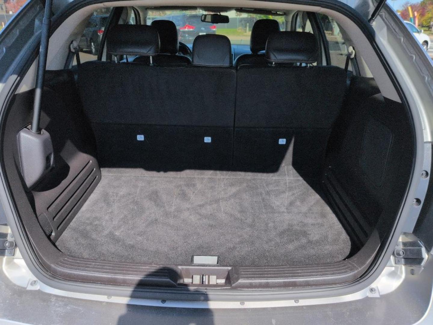 2008 SILVER Ford Edge Limited (2FMDK49C38B) with an V6, 3.5L engine, Automatic transmission, located at 10890 W. Colfax Ave., Lakewood, CO, 80215, (303) 274-7692, 39.739914, -105.120132 - Photo#24