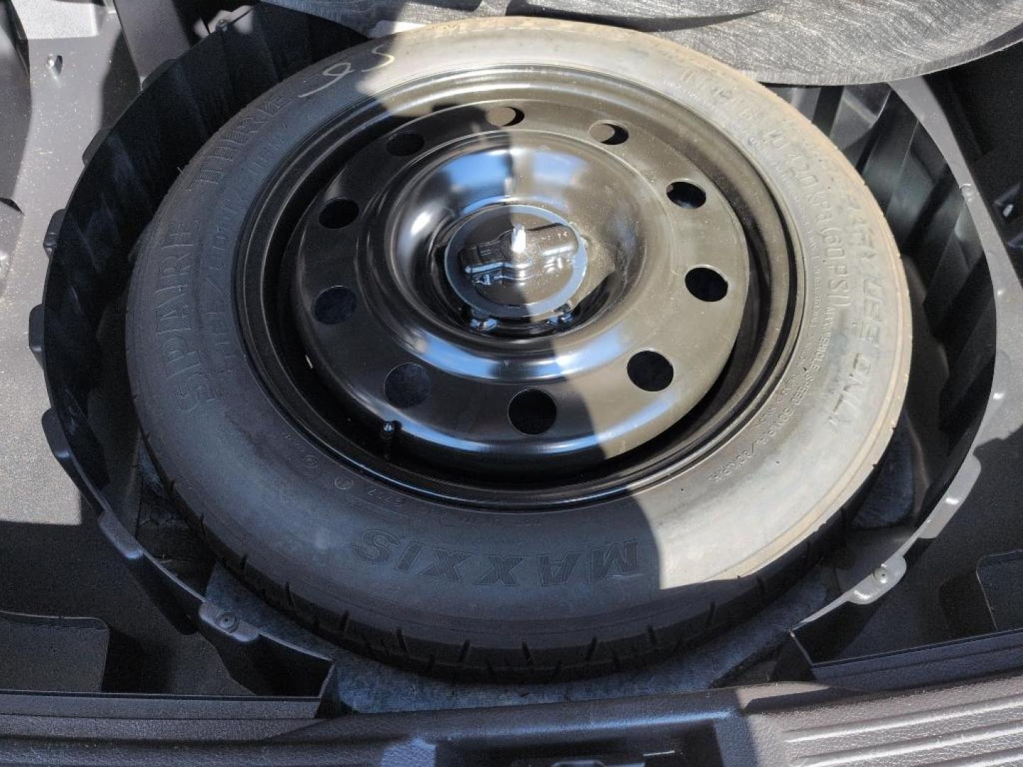 2008 SILVER Ford Edge Limited (2FMDK49C38B) with an V6, 3.5L engine, Automatic transmission, located at 10890 W. Colfax Ave., Lakewood, CO, 80215, (303) 274-7692, 39.739914, -105.120132 - Photo#26