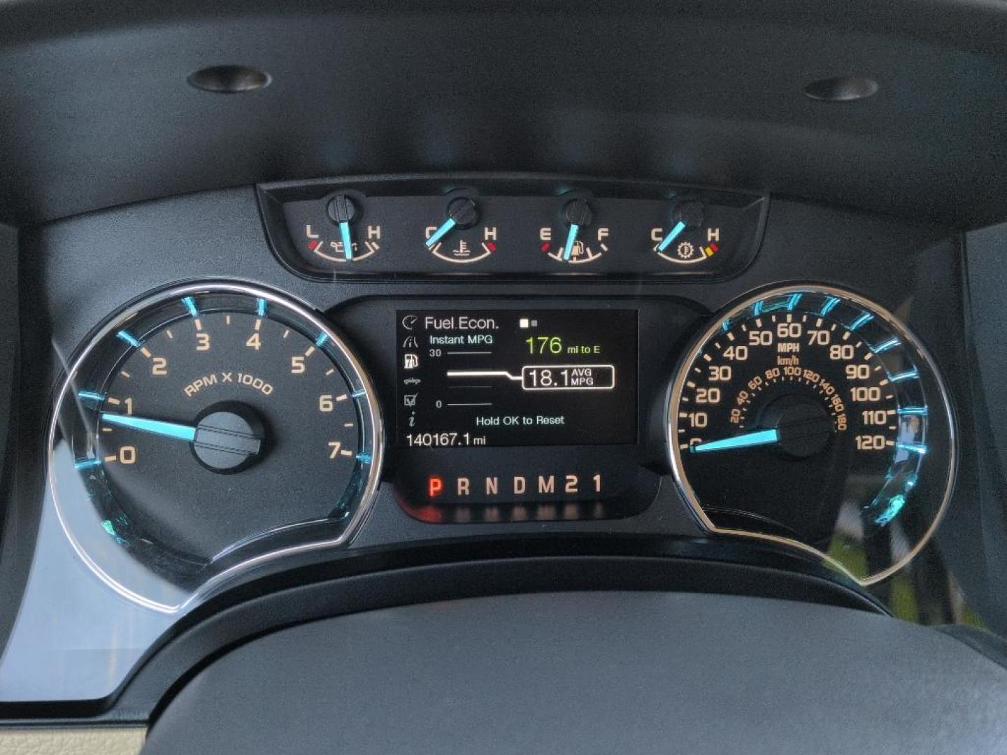 2011 WHITE Ford F-150 XLT SUPERCREW 6.5-FT (1FTFW1EF5BK) with an V8, 5.0L engine, Automatic transmission, located at 10890 W. Colfax Ave., Lakewood, CO, 80215, (303) 274-7692, 39.739914, -105.120132 - Photo#11
