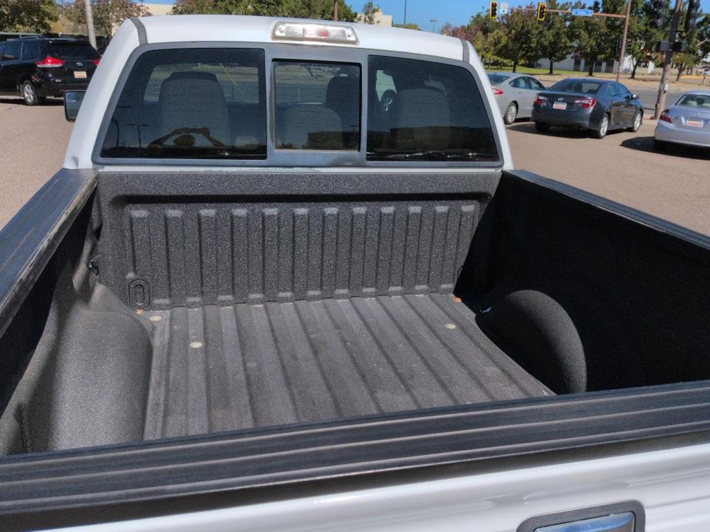 2011 WHITE Ford F-150 XLT SUPERCREW 6.5-FT (1FTFW1EF5BK) with an V8, 5.0L engine, Automatic transmission, located at 10890 W. Colfax Ave., Lakewood, CO, 80215, (303) 274-7692, 39.739914, -105.120132 - Photo#21