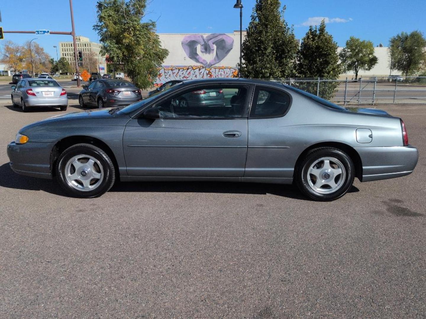 2004 GRAY Chevrolet Monte Carlo LS (2G1WW12E449) with an V6, 3.4L engine, Automatic transmission, located at 10890 W. Colfax Ave., Lakewood, CO, 80215, (303) 274-7692, 39.739914, -105.120132 - Photo#7