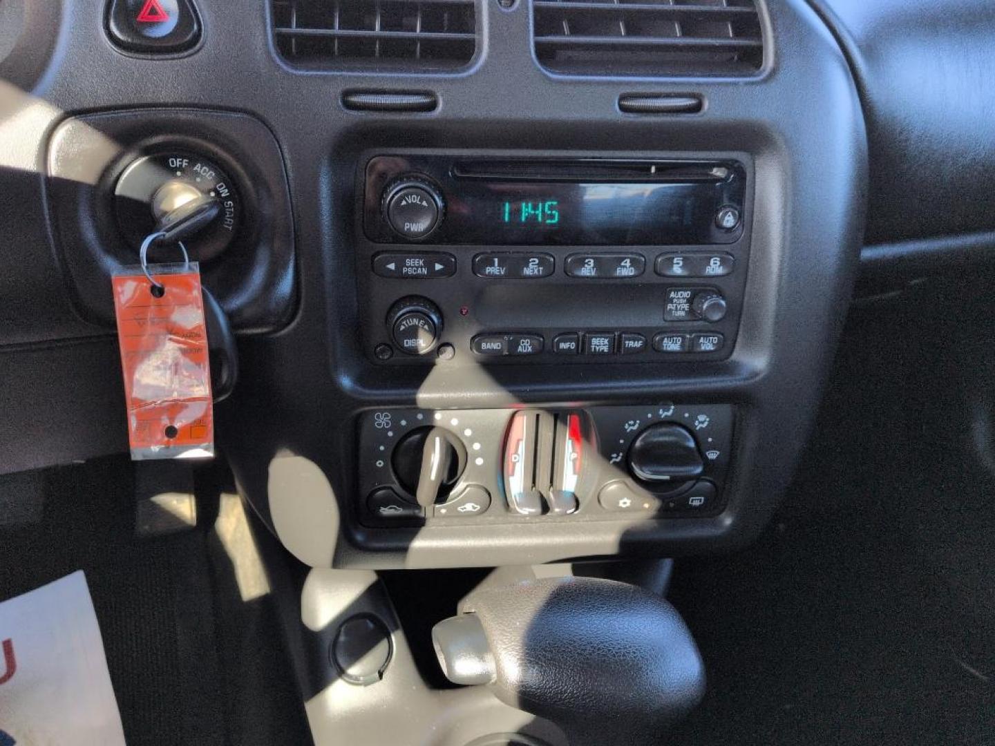 2004 GRAY Chevrolet Monte Carlo LS (2G1WW12E449) with an V6, 3.4L engine, Automatic transmission, located at 10890 W. Colfax Ave., Lakewood, CO, 80215, (303) 274-7692, 39.739914, -105.120132 - Photo#12