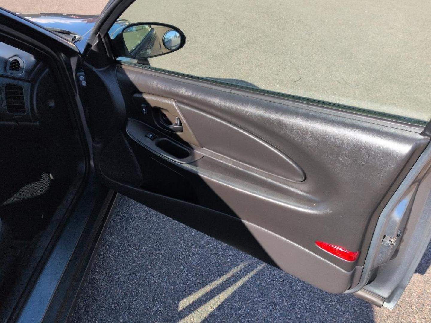 2004 GRAY Chevrolet Monte Carlo LS (2G1WW12E449) with an V6, 3.4L engine, Automatic transmission, located at 10890 W. Colfax Ave., Lakewood, CO, 80215, (303) 274-7692, 39.739914, -105.120132 - Photo#15