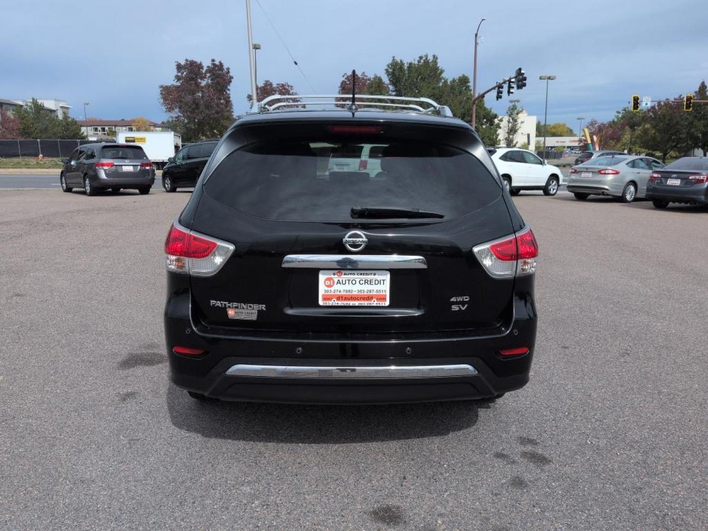 2014 BLACK Nissan Pathfinder SV 4WD (5N1AR2MM3EC) with an V6, 3.5L engine, Automatic transmission, located at 10890 W. Colfax Ave., Lakewood, CO, 80215, (303) 274-7692, 39.739914, -105.120132 - Photo#5