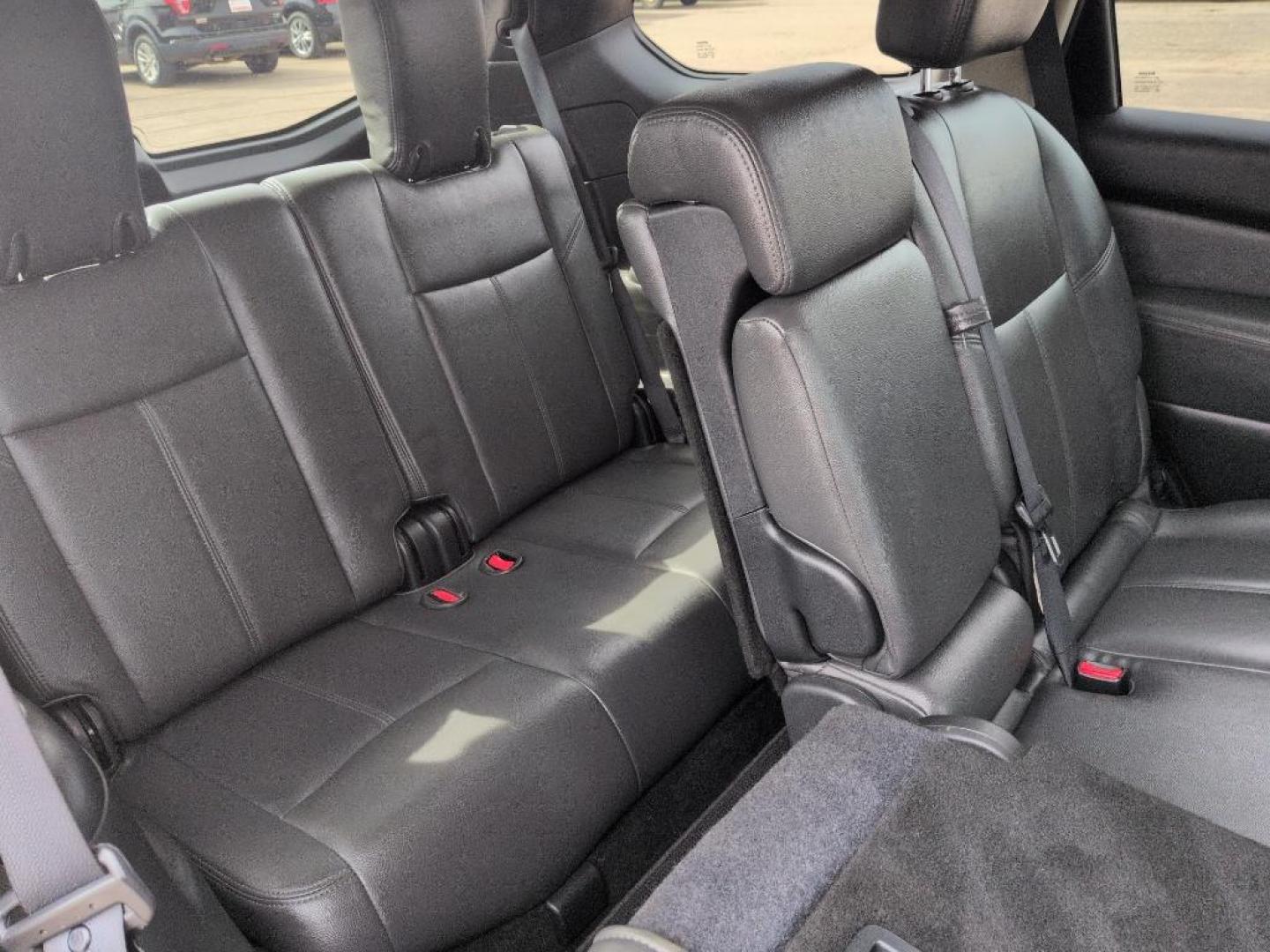 2014 BLACK Nissan Pathfinder SV 4WD (5N1AR2MM3EC) with an V6, 3.5L engine, Automatic transmission, located at 10890 W. Colfax Ave., Lakewood, CO, 80215, (303) 274-7692, 39.739914, -105.120132 - Photo#24