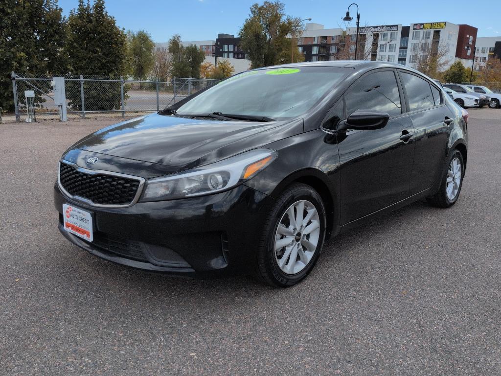 photo of 2017 Kia Forte LX 6A