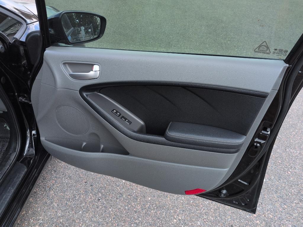 2017 BLACK Kia Forte LX 6A (3KPFL4A79HE) with an 4 Cyl, 2.0L engine, Automatic transmission, located at 10890 W. Colfax Ave., Lakewood, CO, 80215, (303) 274-7692, 39.739914, -105.120132 - Photo#15