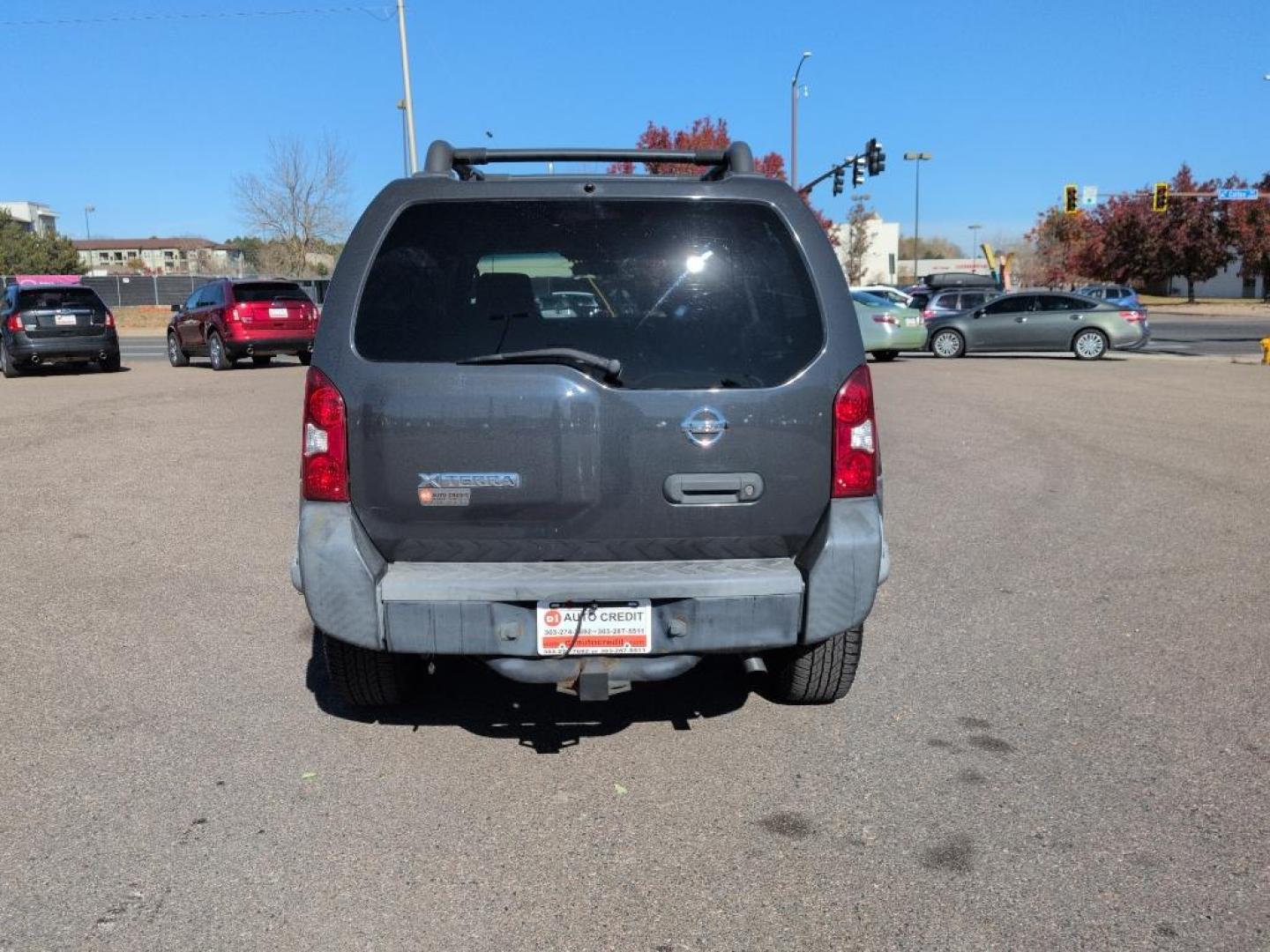2006 GRAY Nissan Xterra OR 4WD (5N1AN08W06C) with an V6, 4.0L engine, Automatic transmission, located at 10890 W. Colfax Ave., Lakewood, CO, 80215, (303) 274-7692, 39.739914, -105.120132 - Photo#5